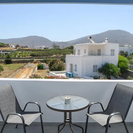 Sunny & Blue Appartement Parasporos