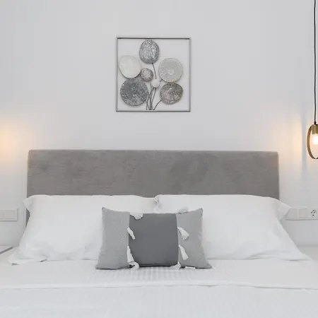 Sunny & Blue Appartement Parasporos