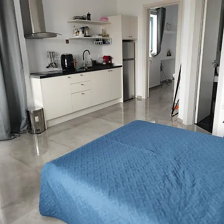 Appartement Sunny & Blue Parasporos