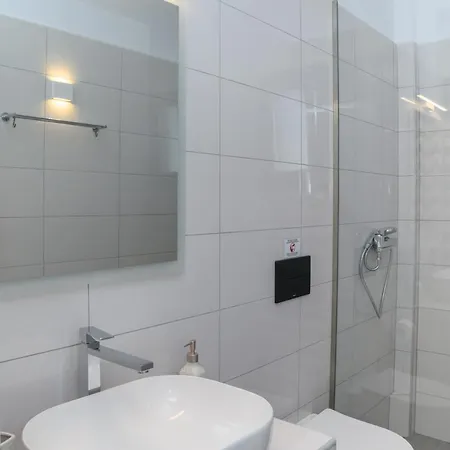 Appartamento Sunny & Blue Parasporos